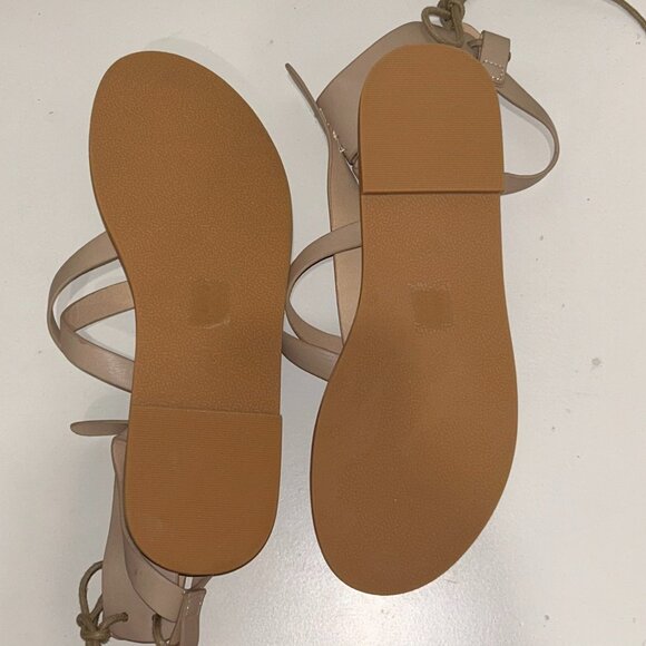 OASIS Society Sandal - Picture 9 of 10